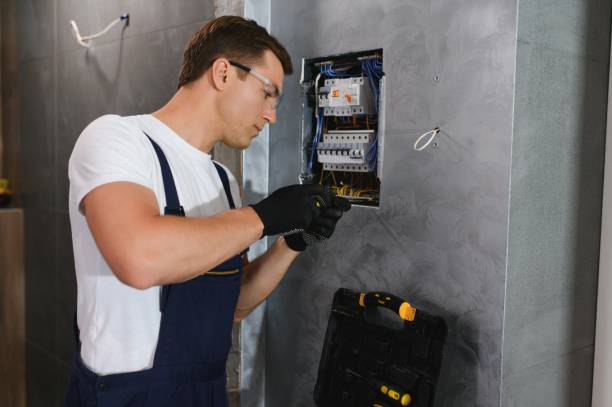 Best Licensed Electrician  in Granite Falls, MN